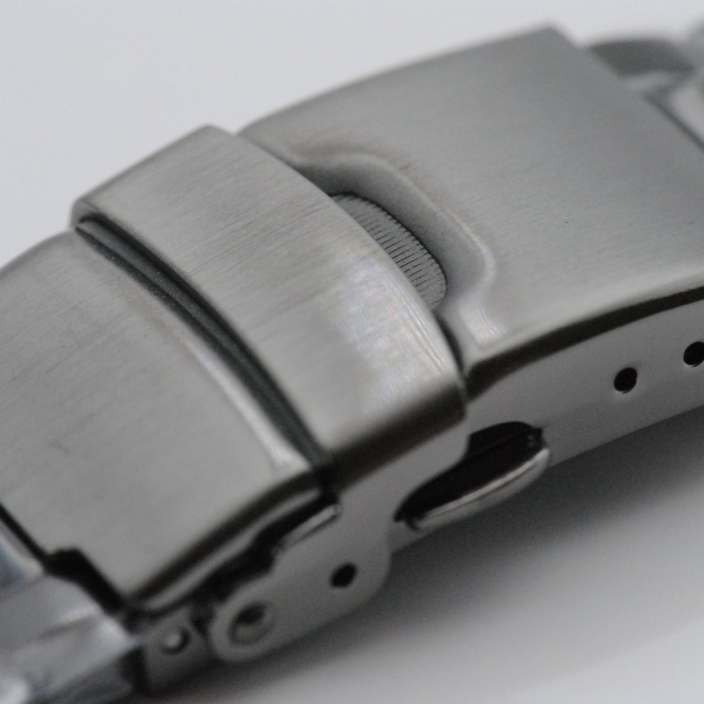 Bracelet Clasp In Gunmetal Top View