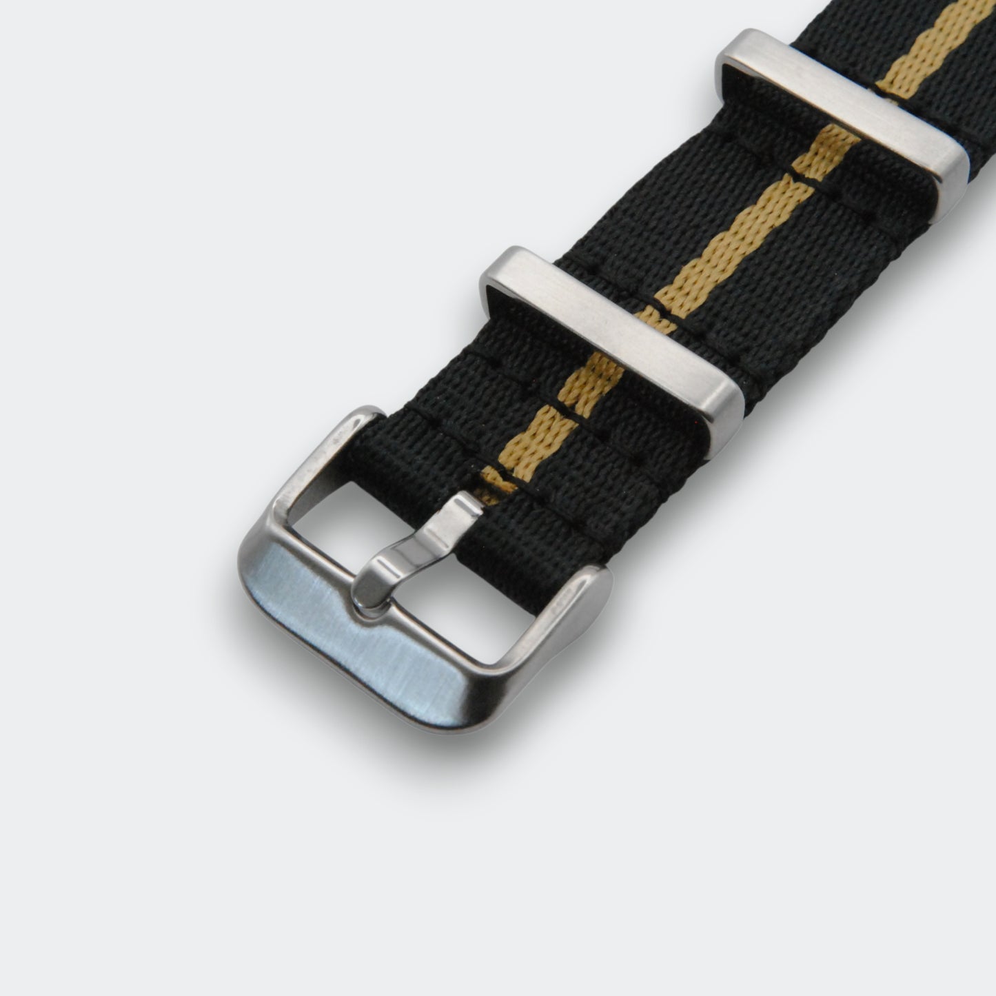 NATO Strap Black Gold 01