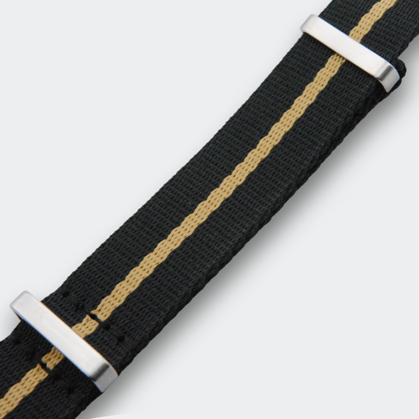 NATO Strap Black Gold 02