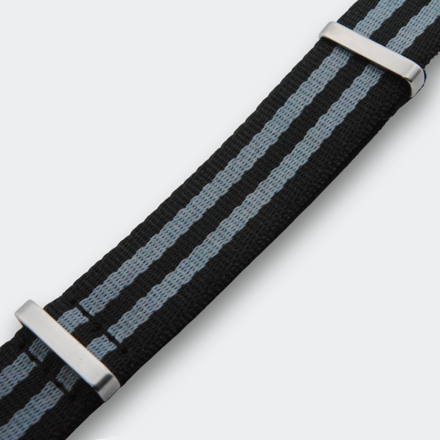 NATO Strap Black Grey 02