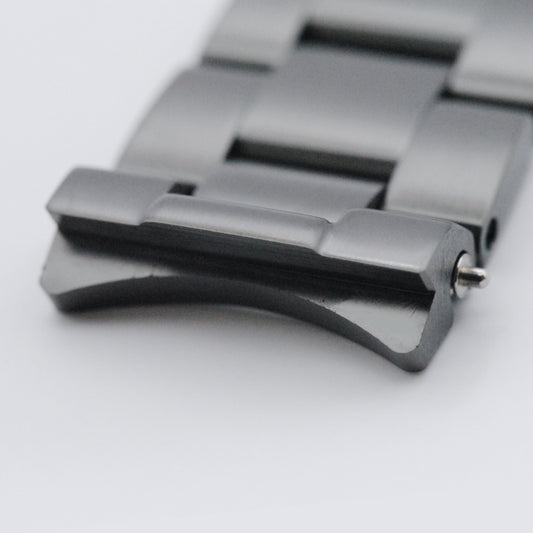 62Mas & FMX Oyster Bracelet In Brushed Gunmetal