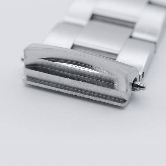 MM300 Oyster Bracelet In Brushed Steel Primary View