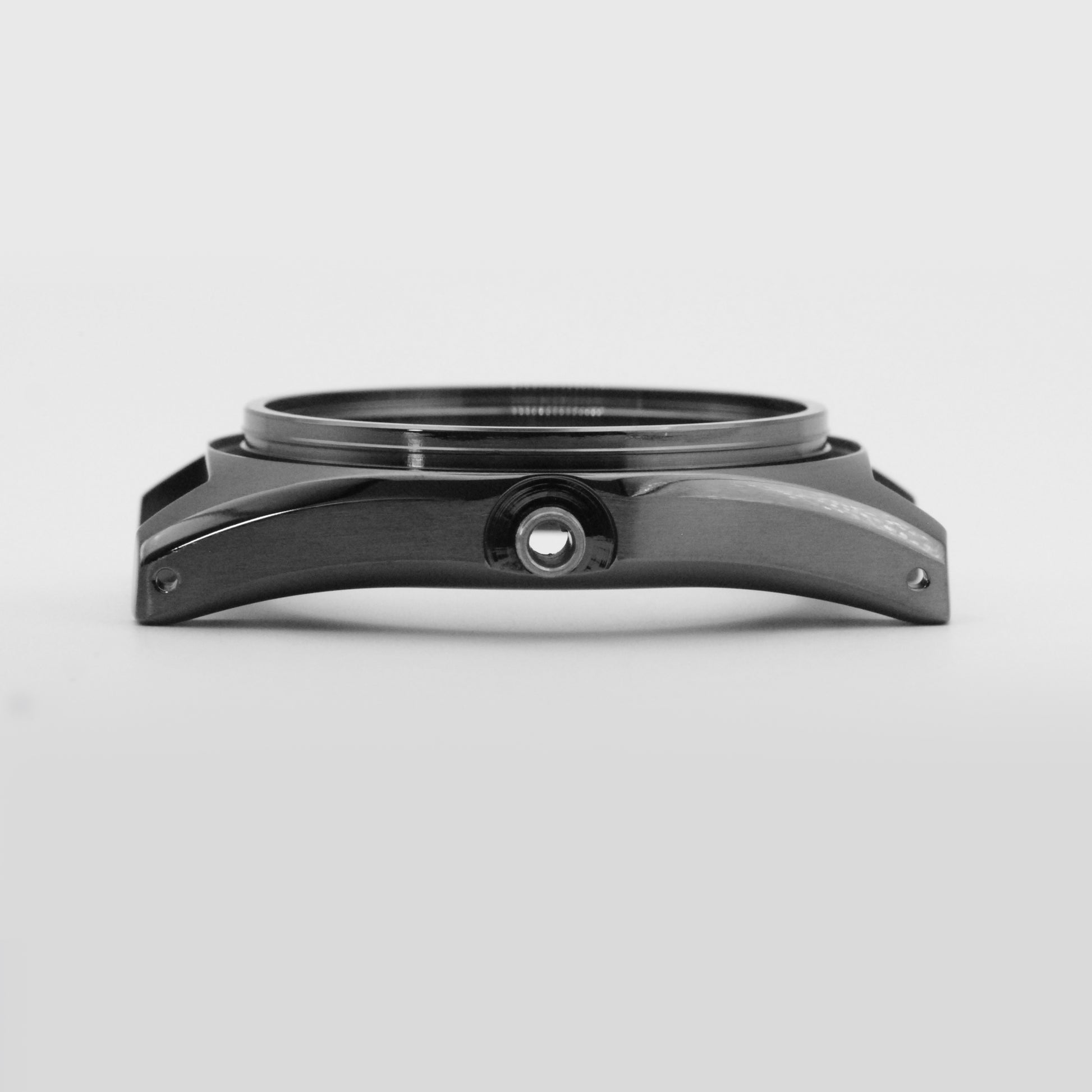 SKX 62 MAS Case Brushed Gunmetal Side View
