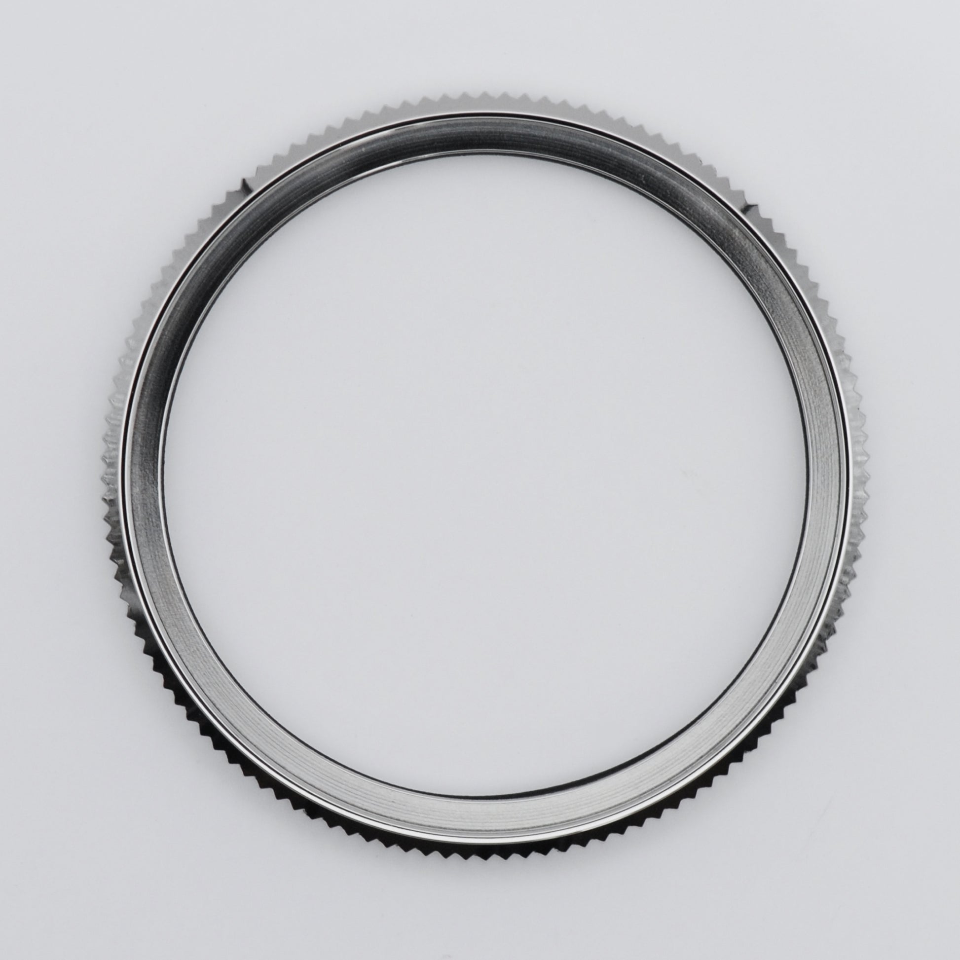Slim Polished SKX Coin Edge Bezel Top View