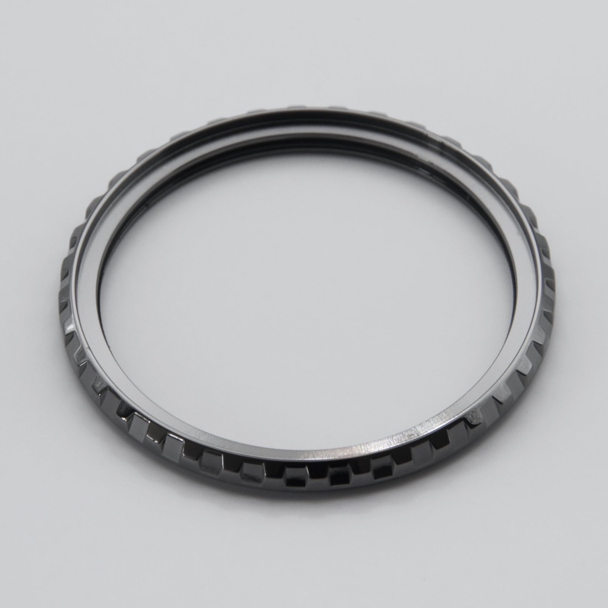 Slim SKX LX Bezel In Polished Gunmetal